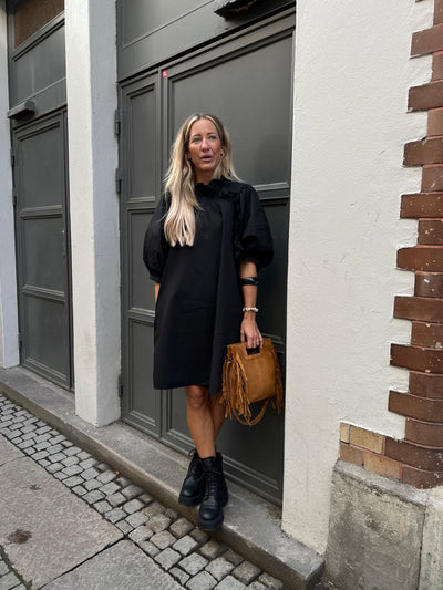 MillieGO dress Black
