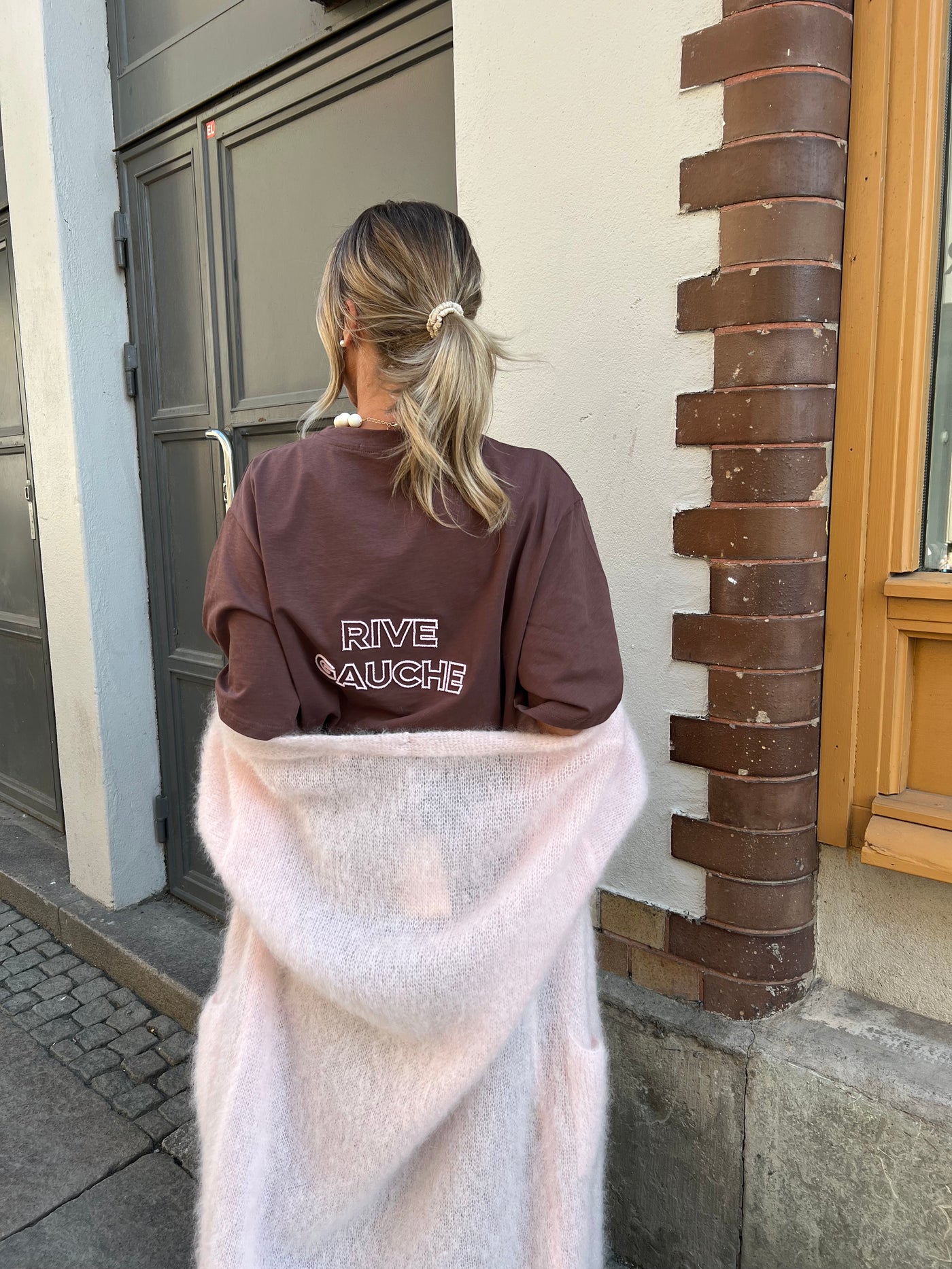 Gauche brun tshirt