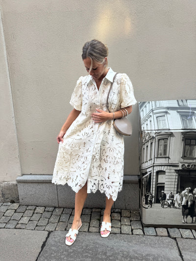 LaceDress