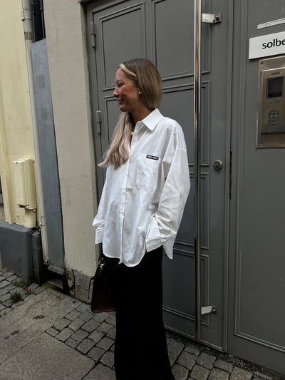 Min min white shirt new