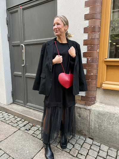 Ellen kavaj delad baktill