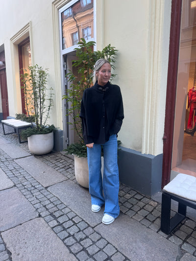 Viola Betsel svart