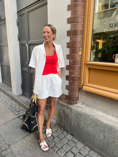 NOOR LINNE SHORTS VIT