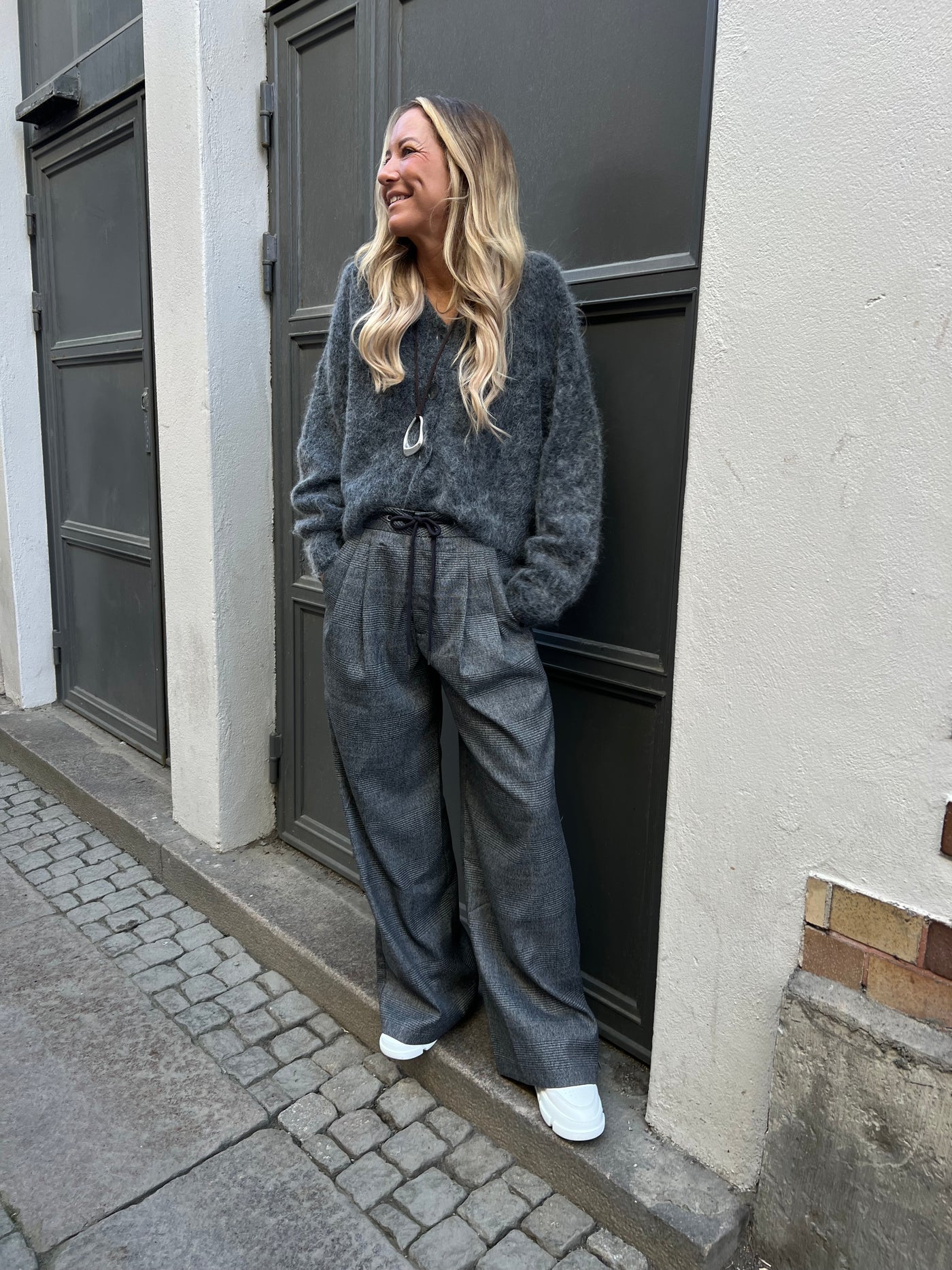MICHELLE CHECK TAILOR TIE PANTS