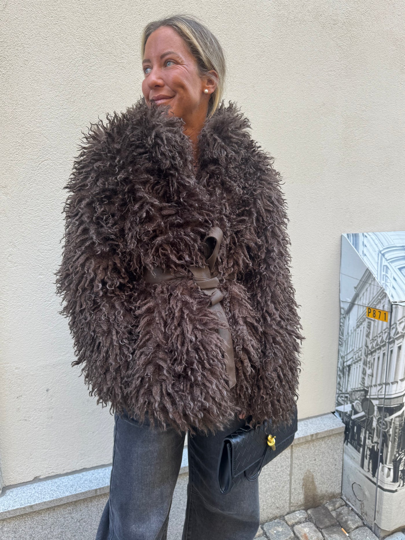 Fabienne FuxFur Brown VÄNDBAR leverans 7 dagar