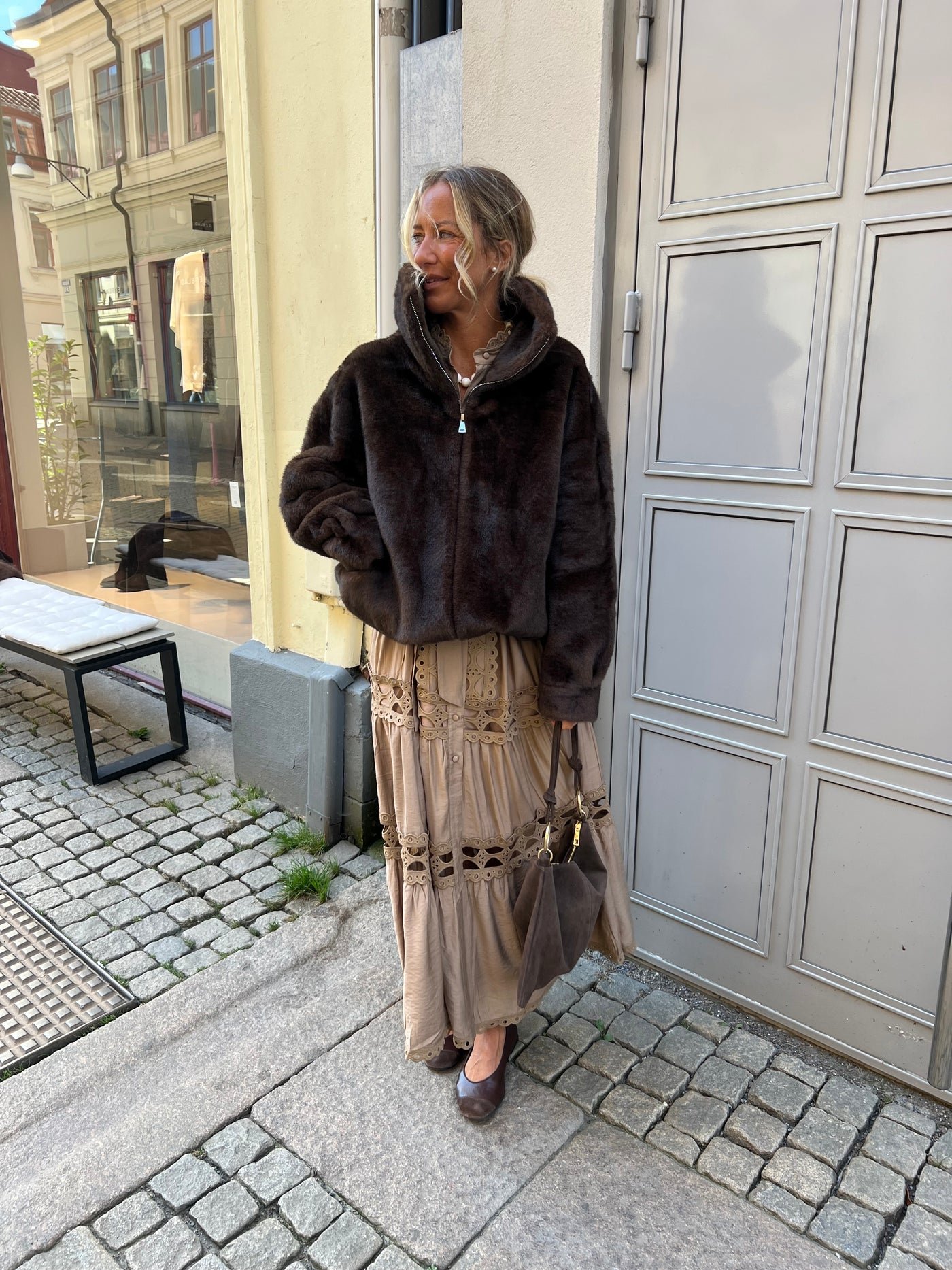 Dalia fuskpäls zip DARK BROWN  5045
