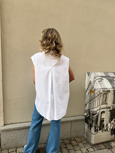 Heart Short White