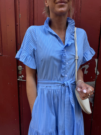 Nellie Stripe Dress lev 7 dagar