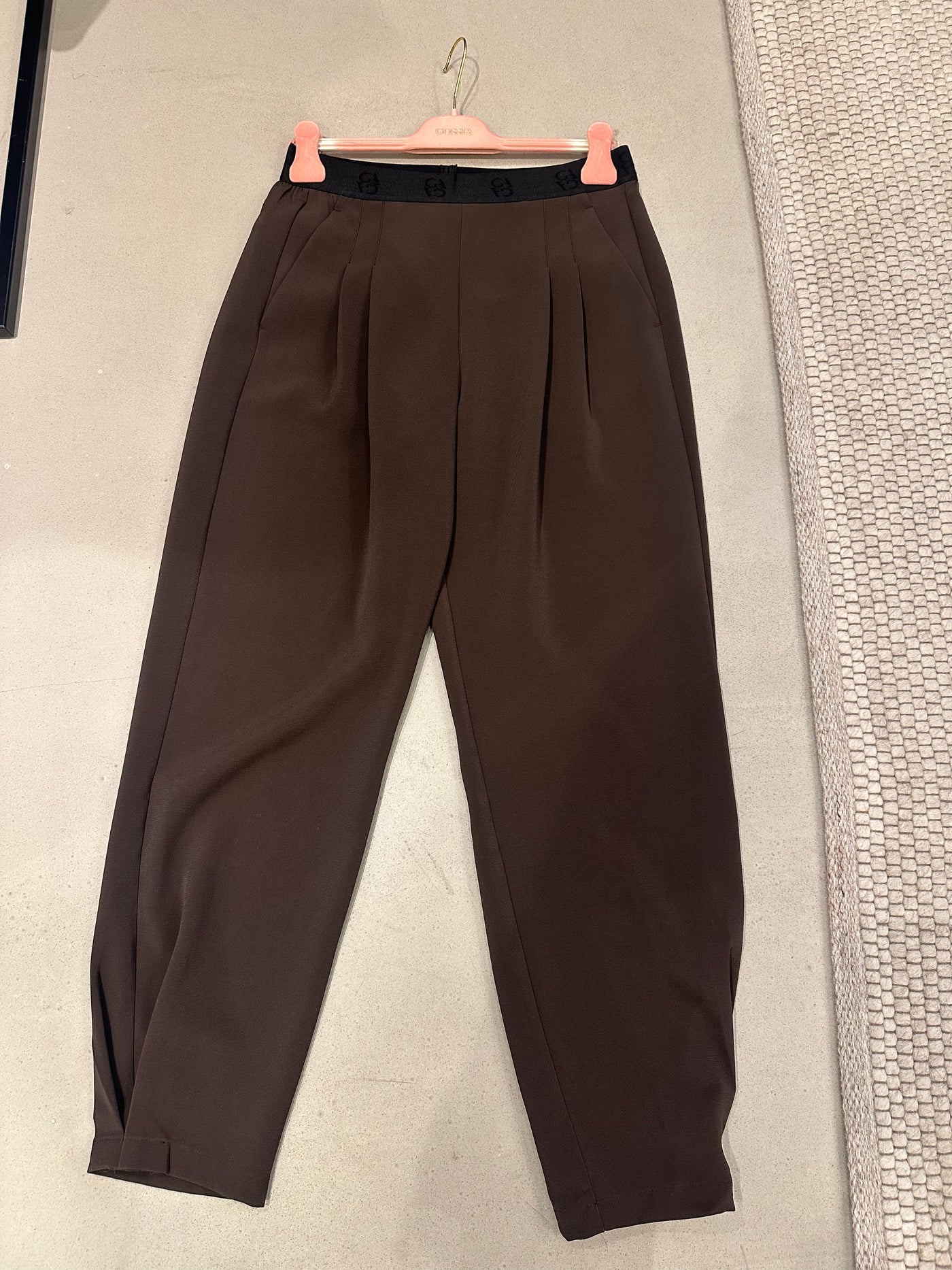 ATALIEGO PANTS : Chocolate ( Preorder ca 10 dgr)