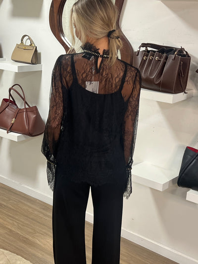 Manilla lace blouse 8535 lev 7 dagar