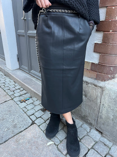 Nettie faux leather skirt