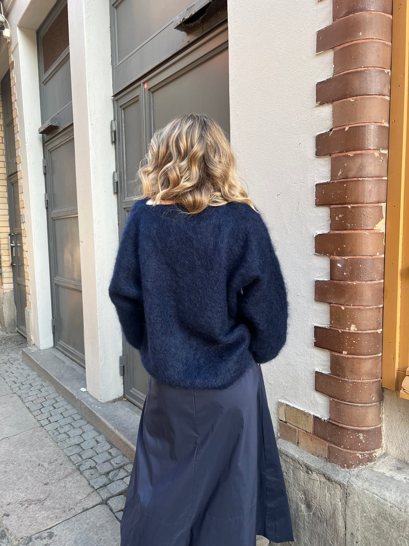 Roro Mohair navy V-ring - 23505