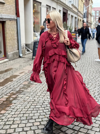CMNORMA - LONG DRESS WITH RUFFLES IN RED