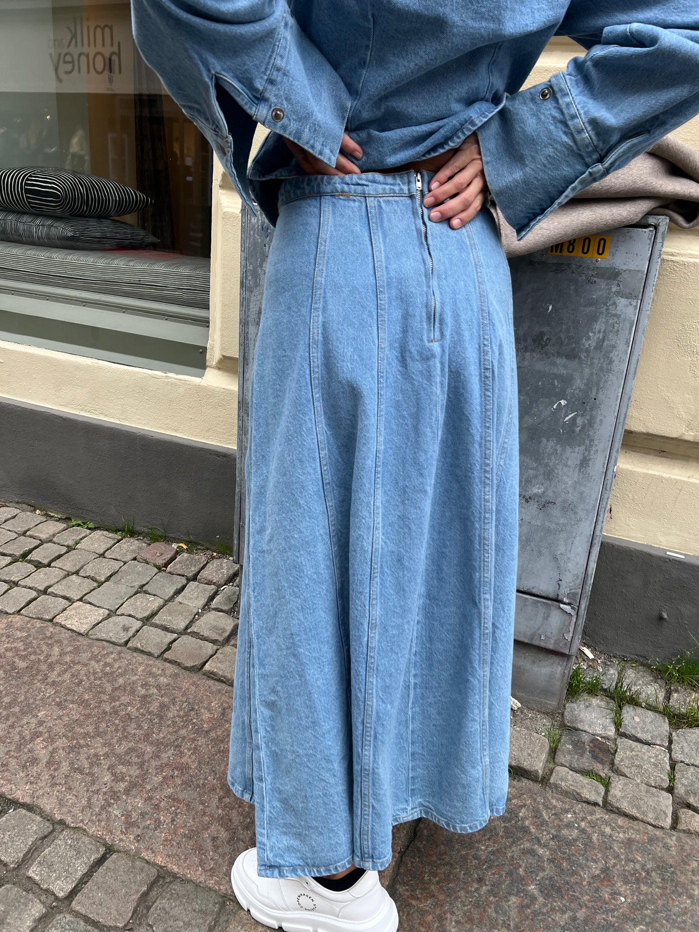 Raya denim skirt