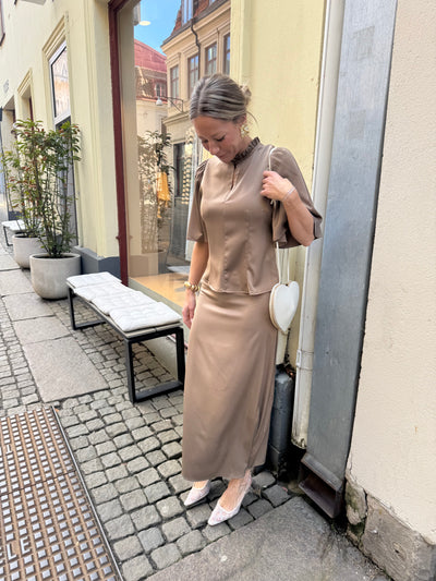 AdnaCC sateen Skirt Walnut
