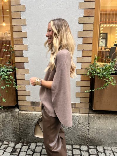 sierra cape tröja brun