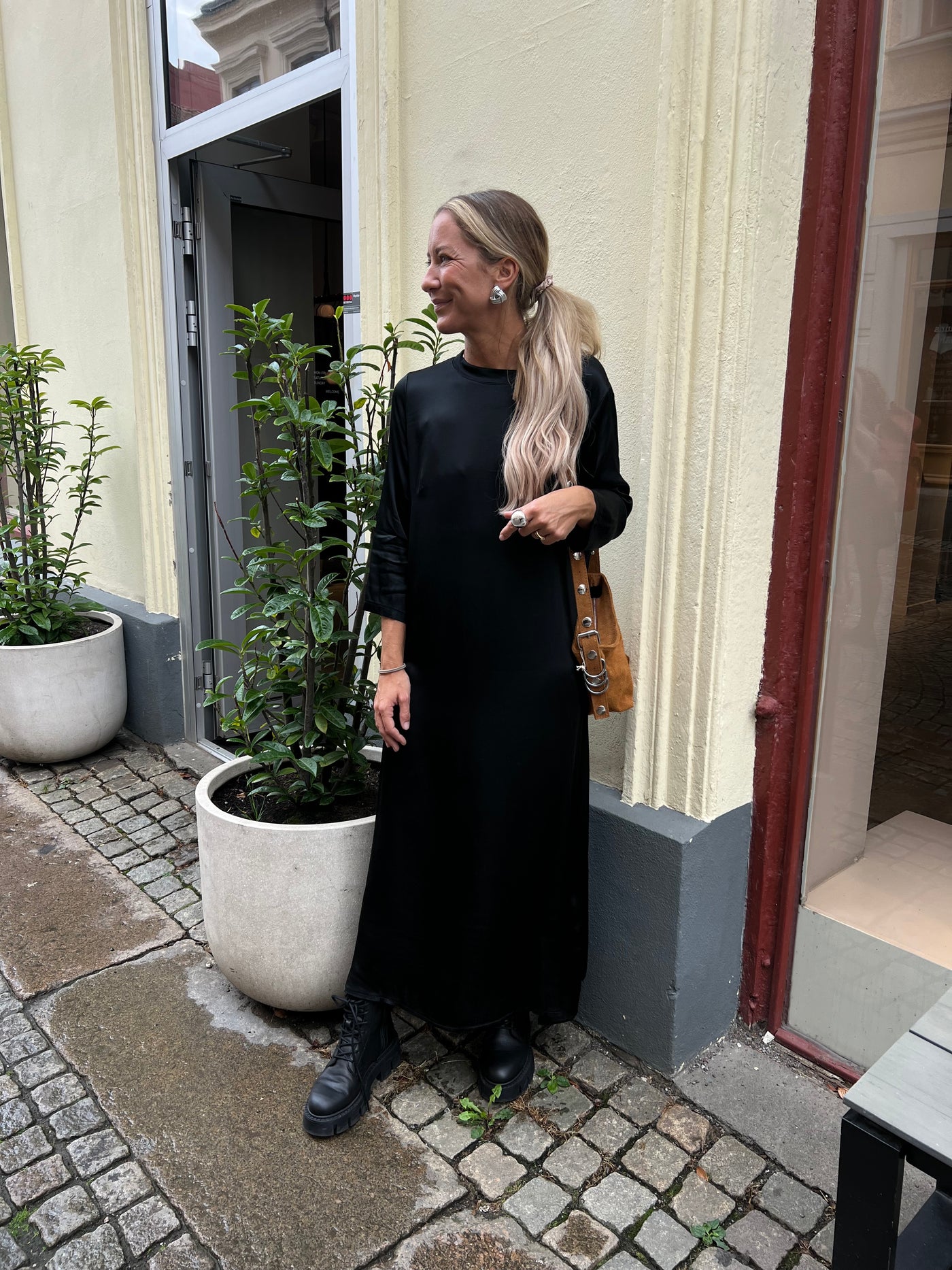 Gary silkdress black