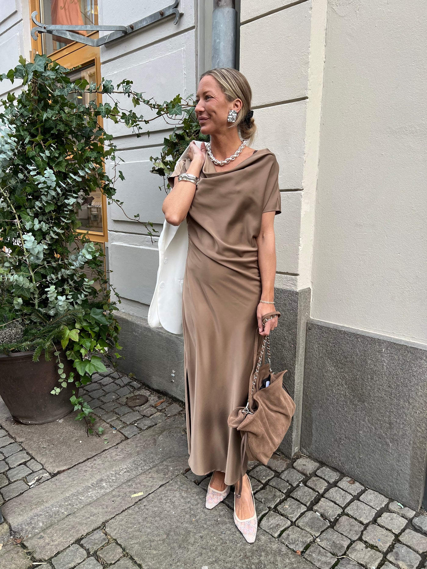 AdnaCC Wing Dress Walnut
