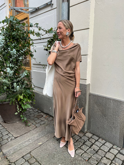 AdnaCC Wing Dress Walnut
