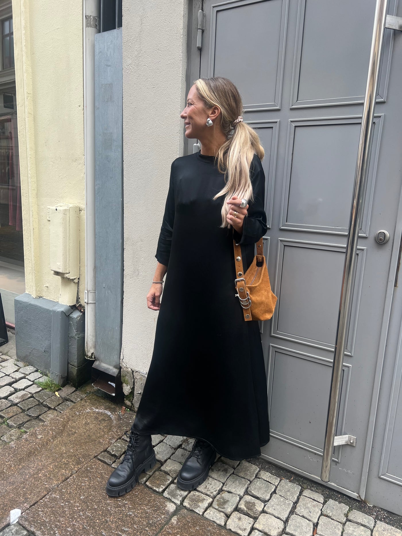 Gary silkdress black