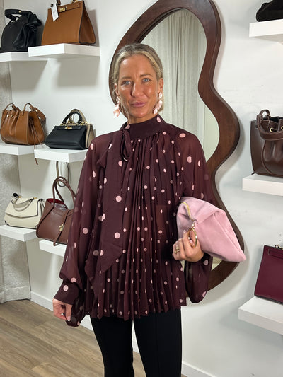 Pertunia  Boudreaux  dot 3390