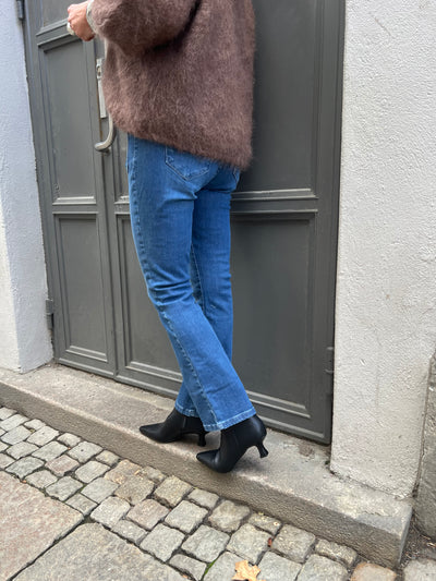 Johanna kick flare wash blue( ljus)