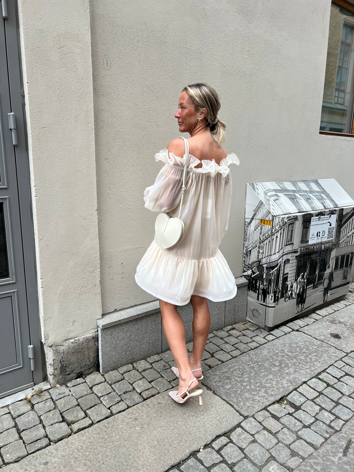 Minja dress offwhite