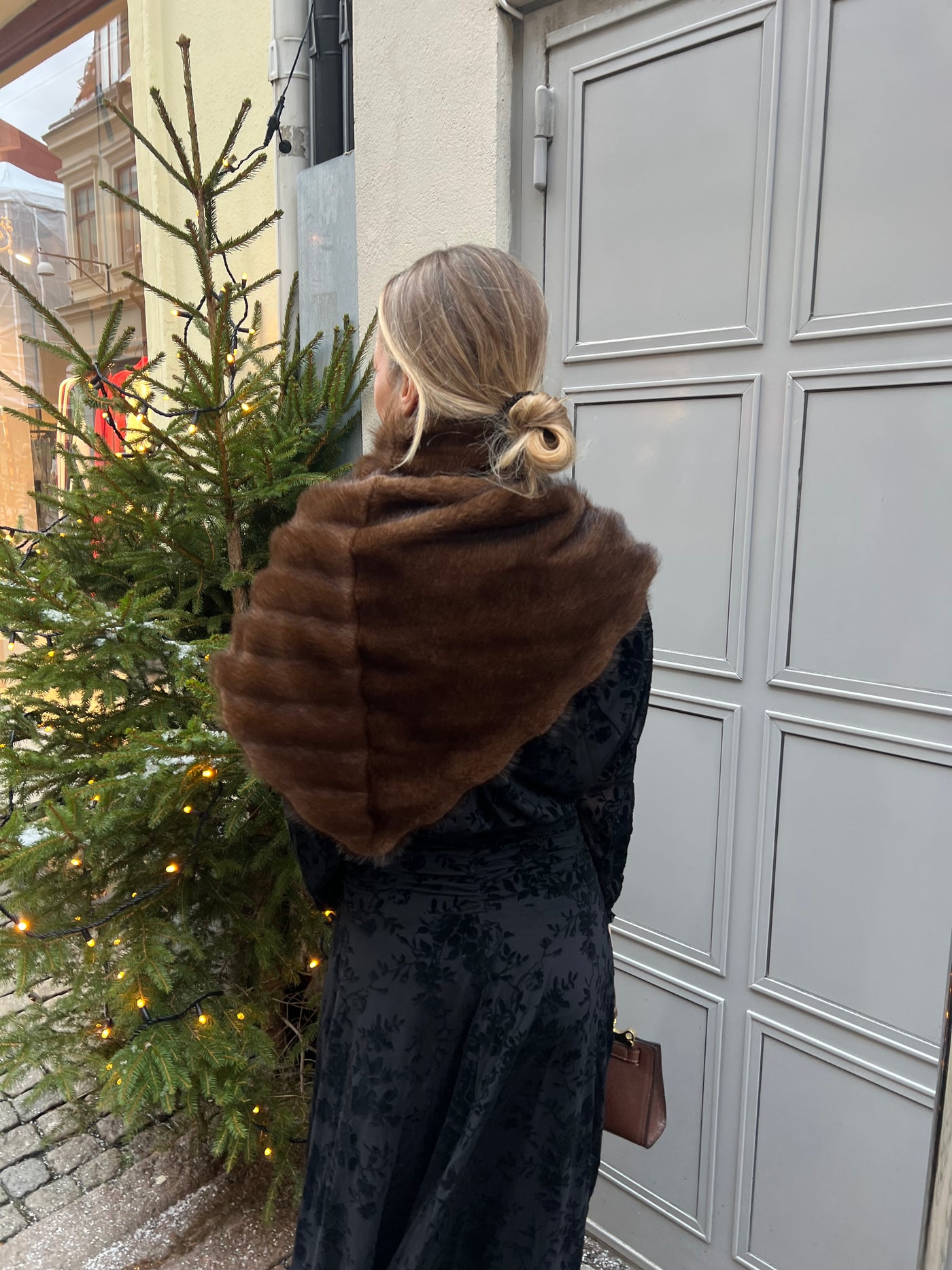 RITA PÄLS HALSDUK BRUN