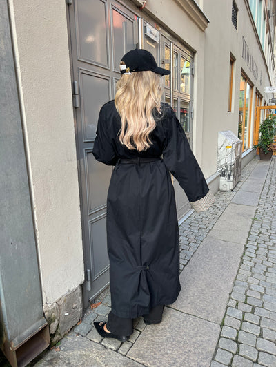 Anta oversized trench svart
