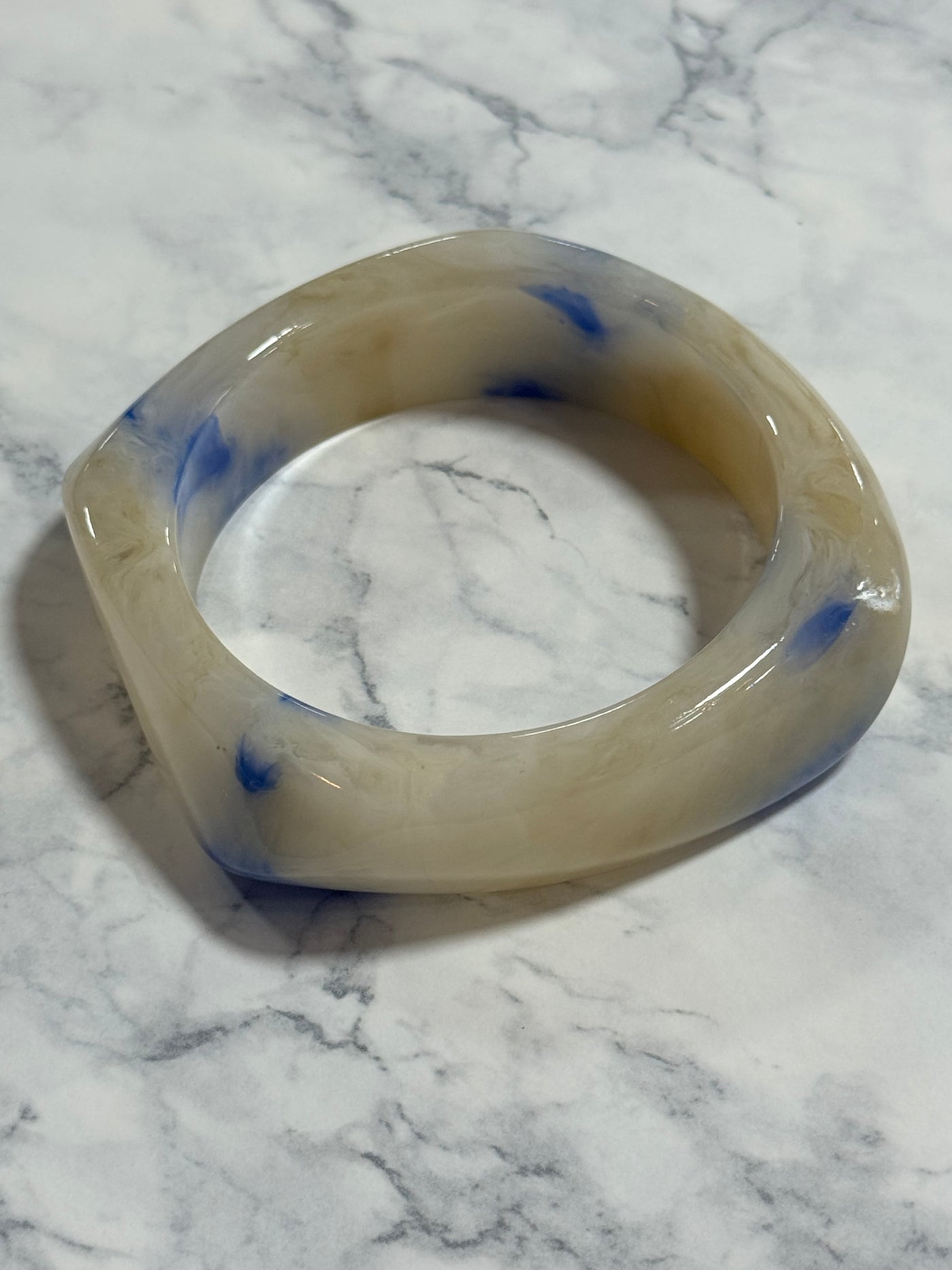 New blue and Light Bracelt