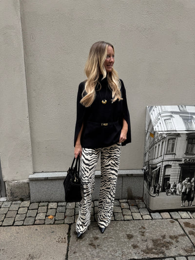 sierra cape tröja Svart