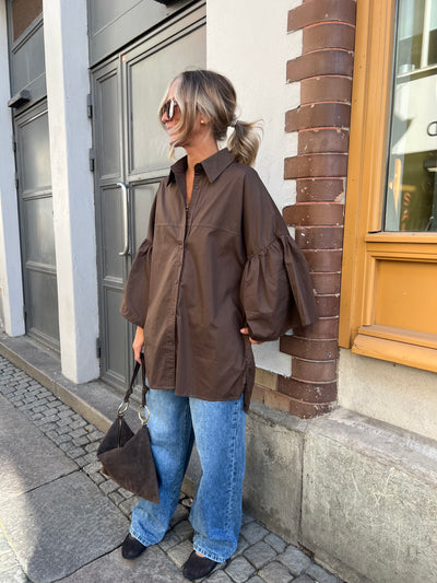 Camille  Brown  shirt HH2202