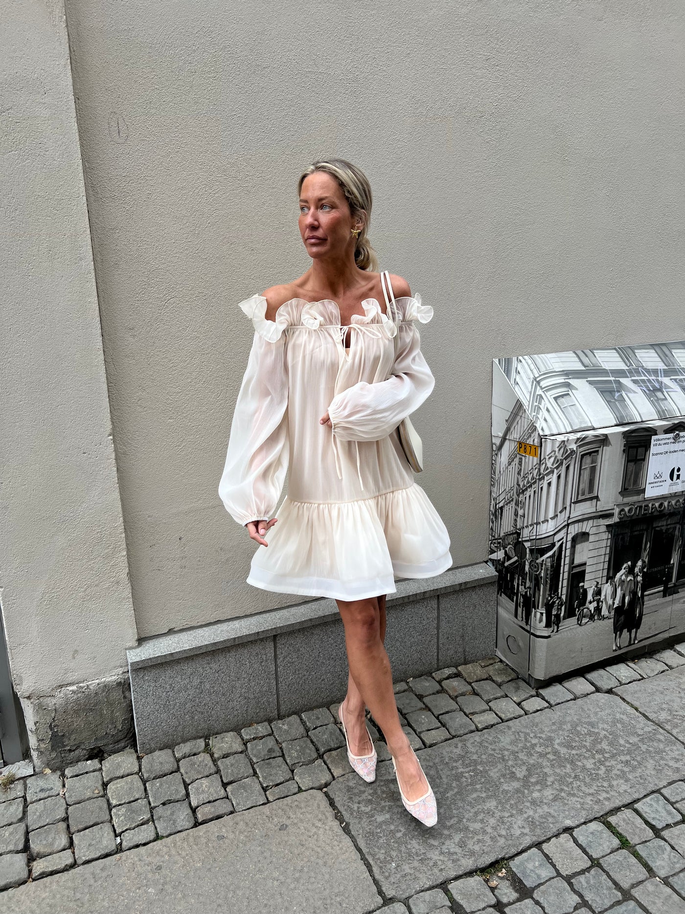 Minja dress offwhite