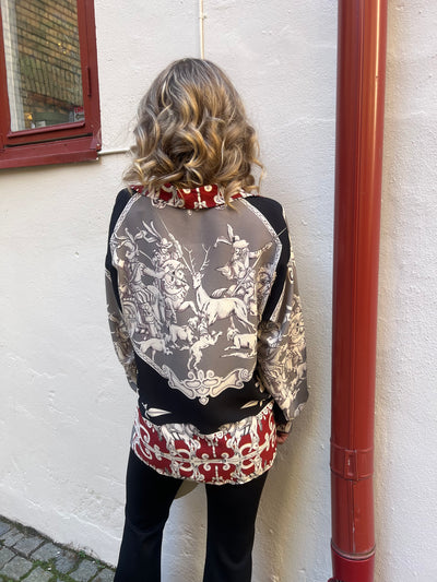 Galliano shirt wine