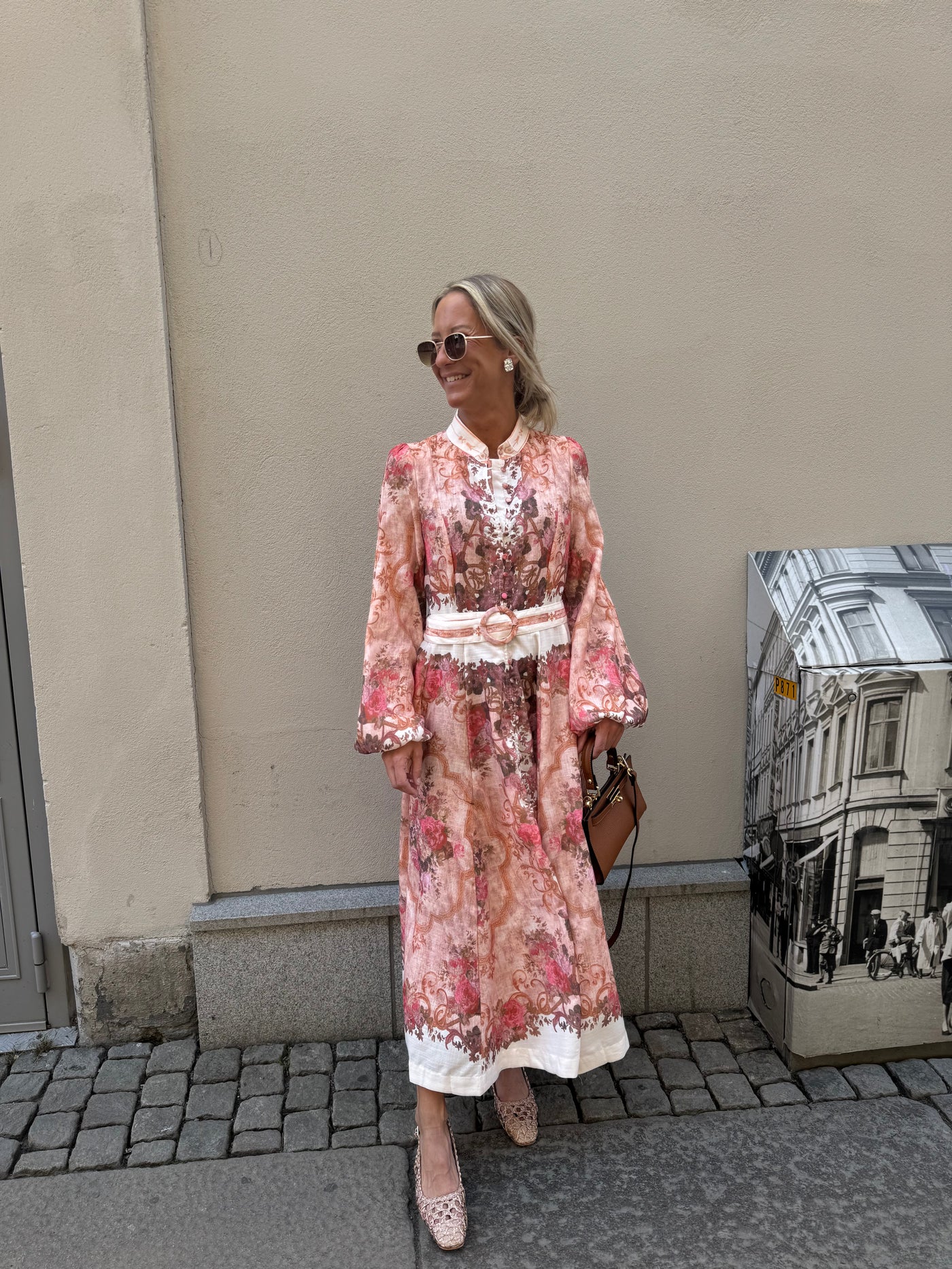 LISA FLOWER DRESS BEIGE