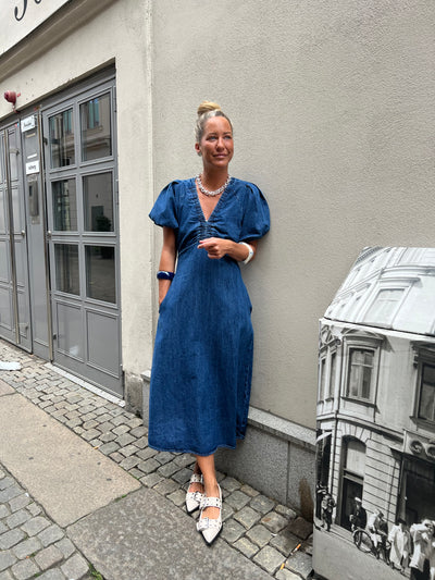 NEO NOIR KLÄNNING ILLANA DENIM BLUE
