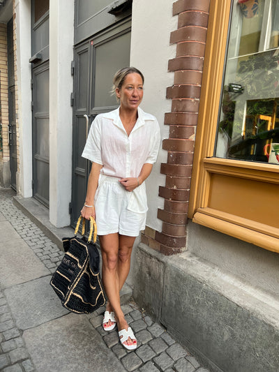 NOOR LINNE SHORTS VIT