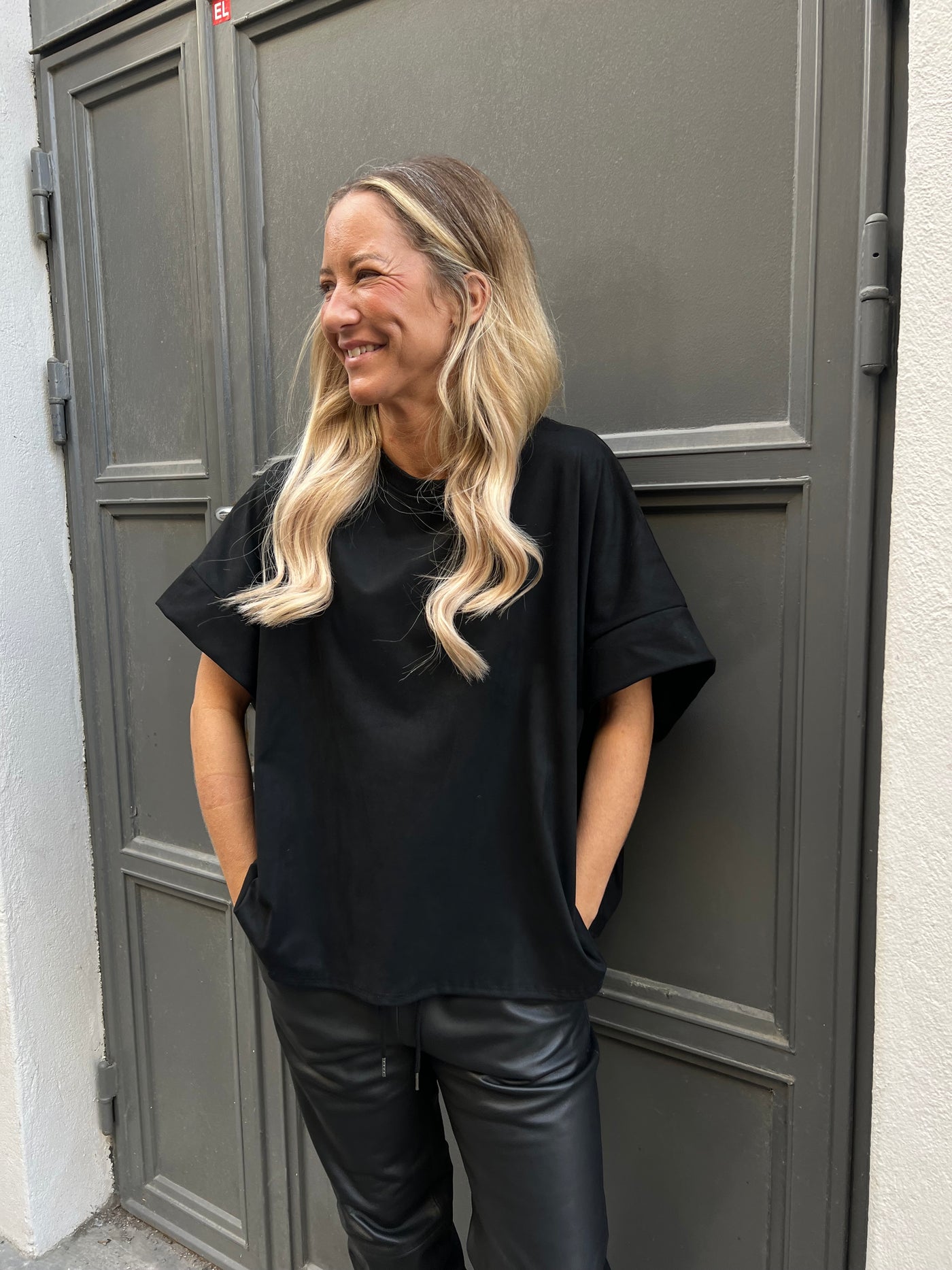 FANNY mocka, t-shirt svart