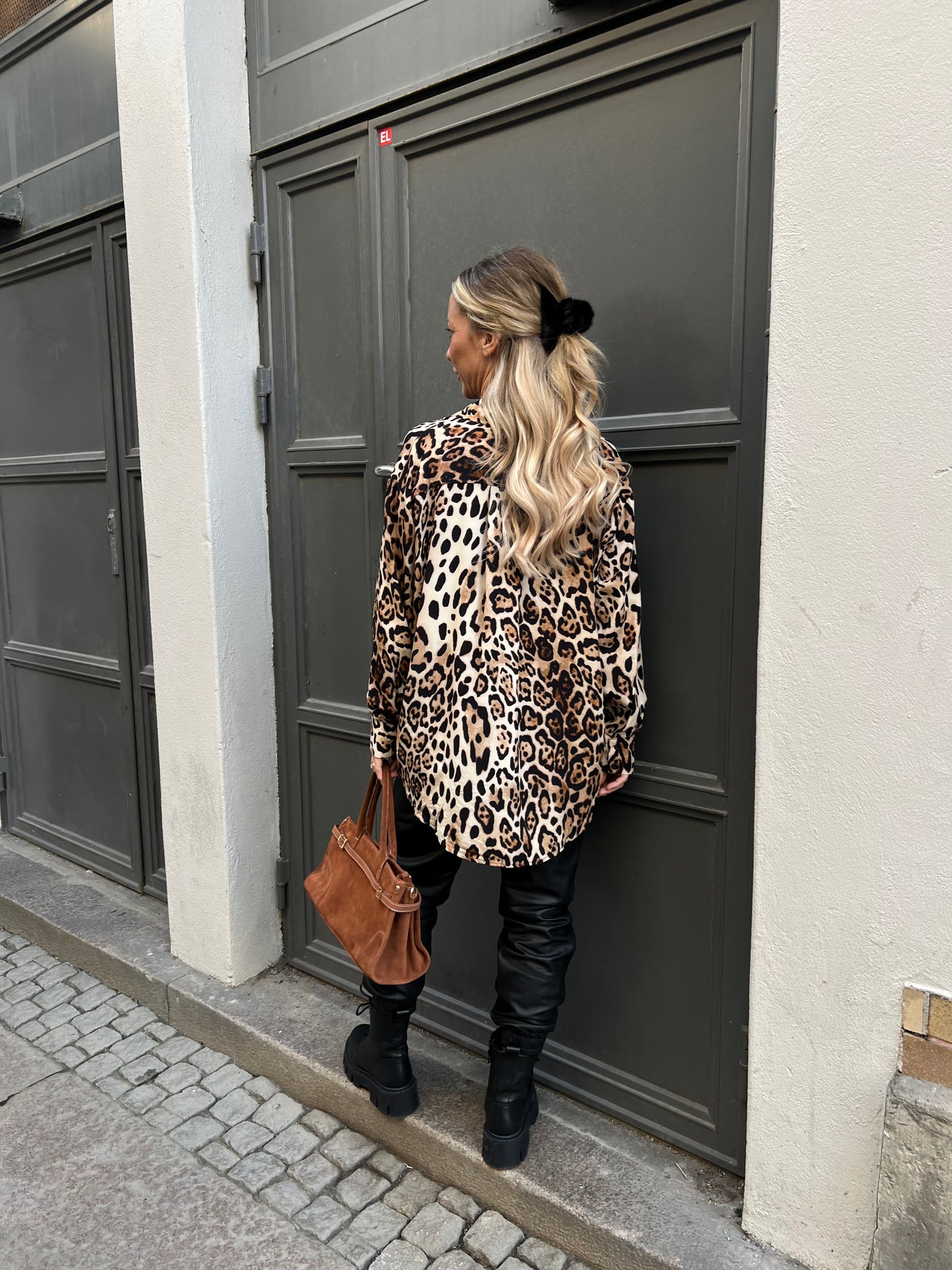 LEO BLOUSE leverans sju dagar