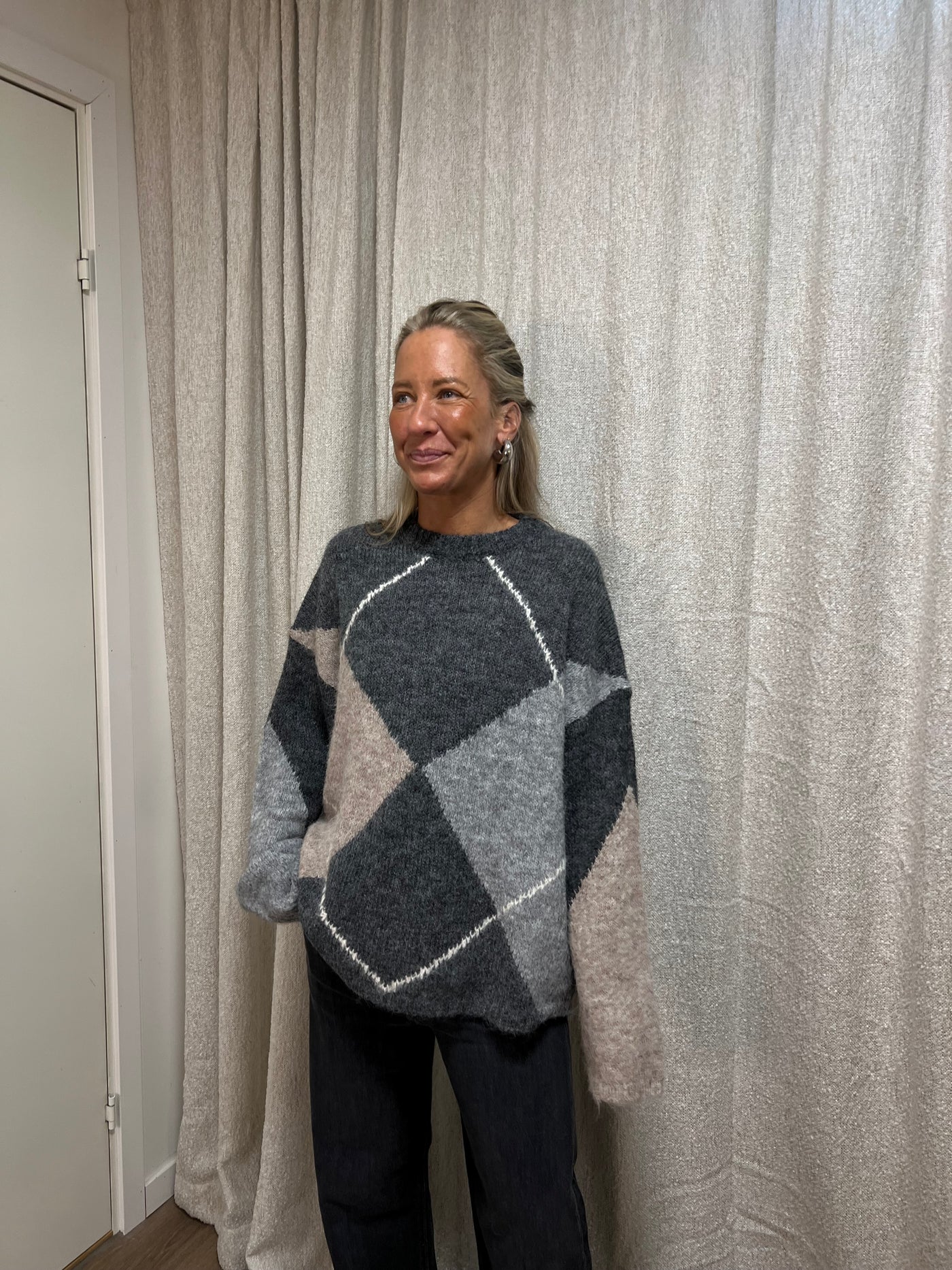 INGA CHECK FLUFF KNIT BLOUSE