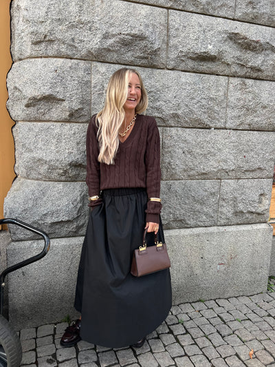 CMKOTOM - CABLE KNIT PULLOVER IN BROWN