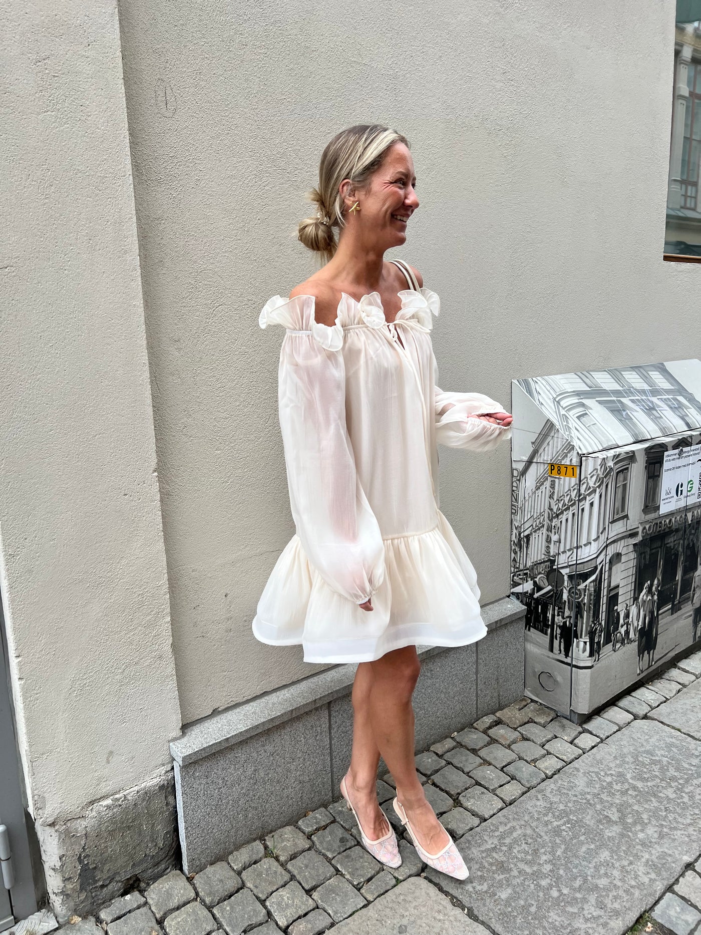 Minja dress offwhite