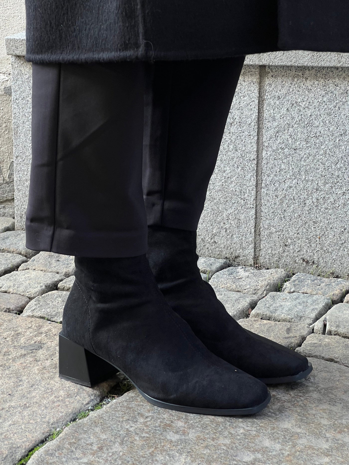 Johanna Suede Black boots
