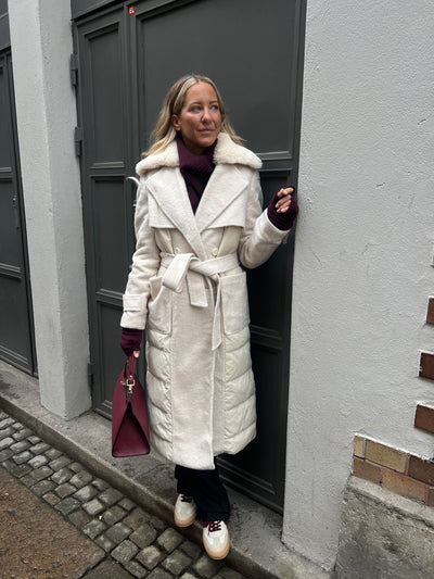 ELYSEE WINTER WHITE