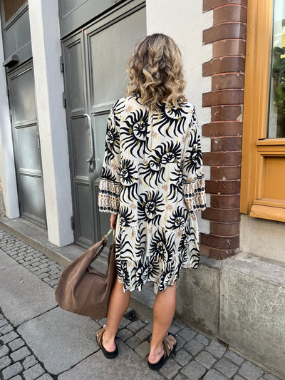 CINDY DRESS GLITTER  SVART