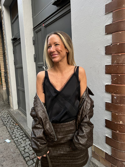 Joy linne lace black