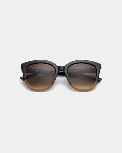 A kjaerbede solglasögon - Billy Black/Brown Transparent