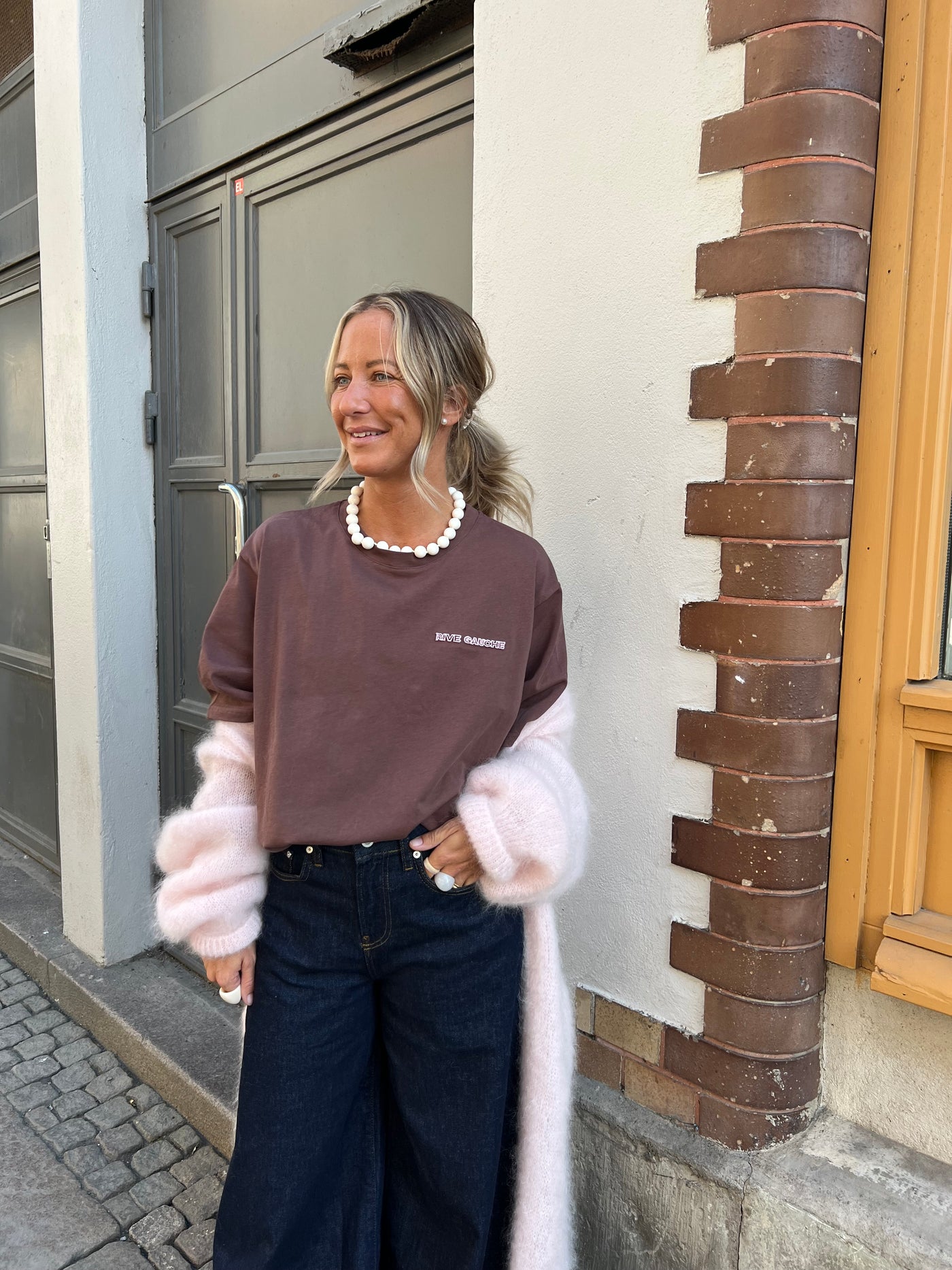 Gauche brun tshirt