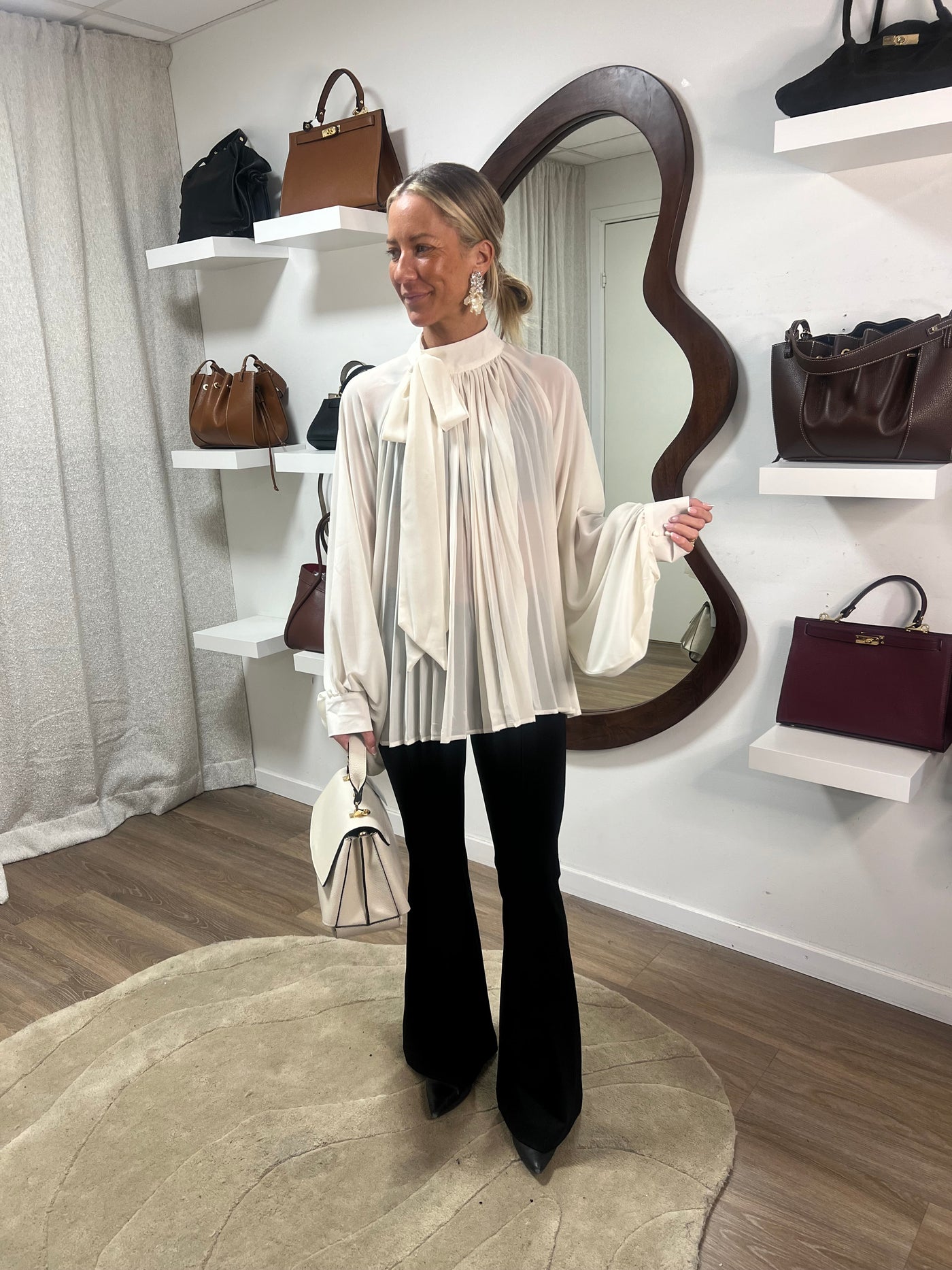 Pertunia  white plisse 3388