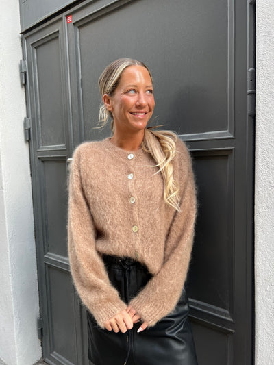 Roro Mohair Kofta Kort med knapp Camel